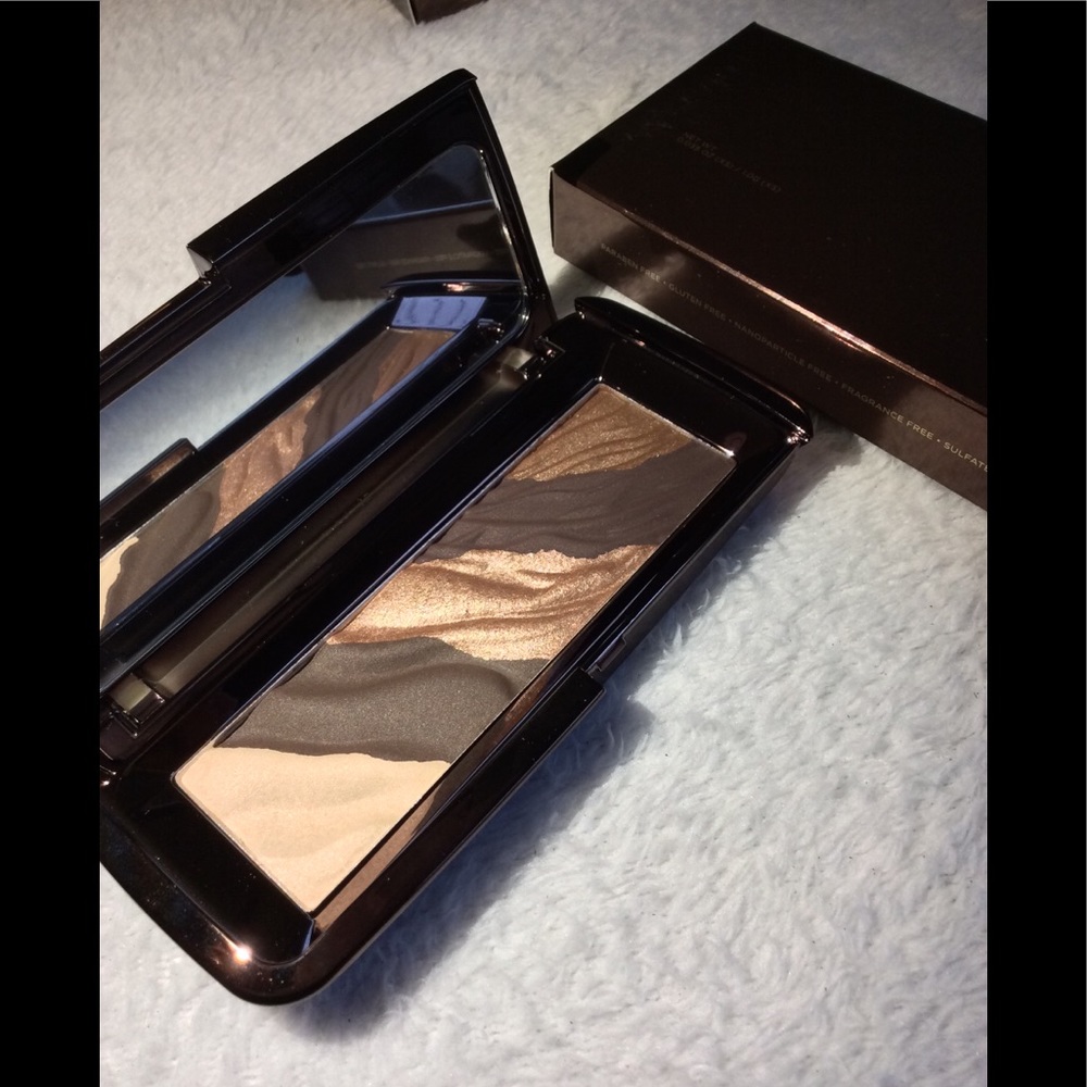 Hourglass eyeshadow palettte OBSCURA